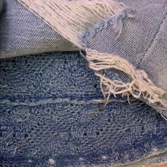 american eagle distressed jean shorts✨✨ - Picture 4 of 6